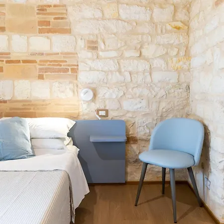 Πανσιόν Il Fiore Del Conero 4*