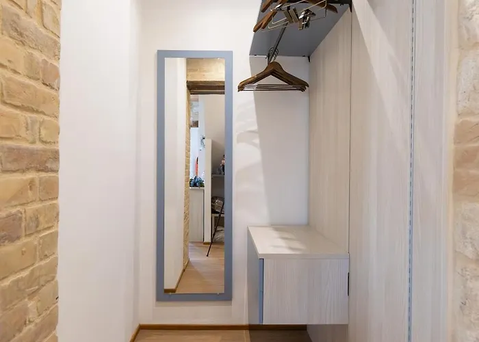 Il Fiore Del Conero 招待所 4*