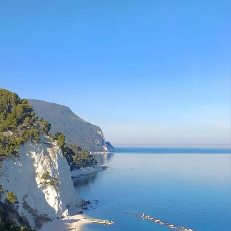 Il Fiore Del Conero Sirolo