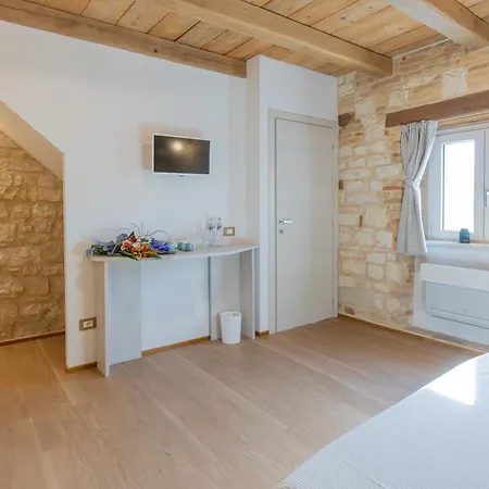 招待所 Il Fiore Del Conero 4*